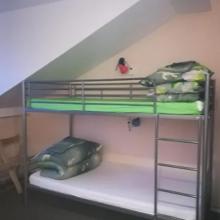 Hostal Garden *