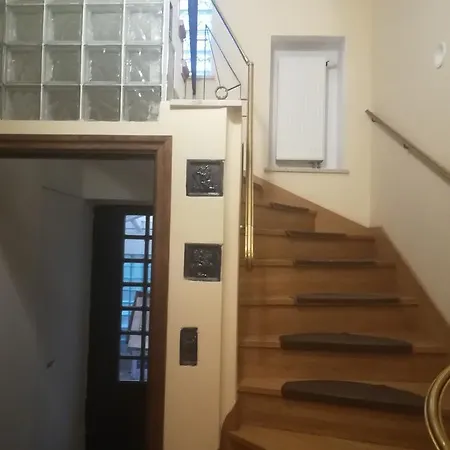 Хостел Garden Варшава